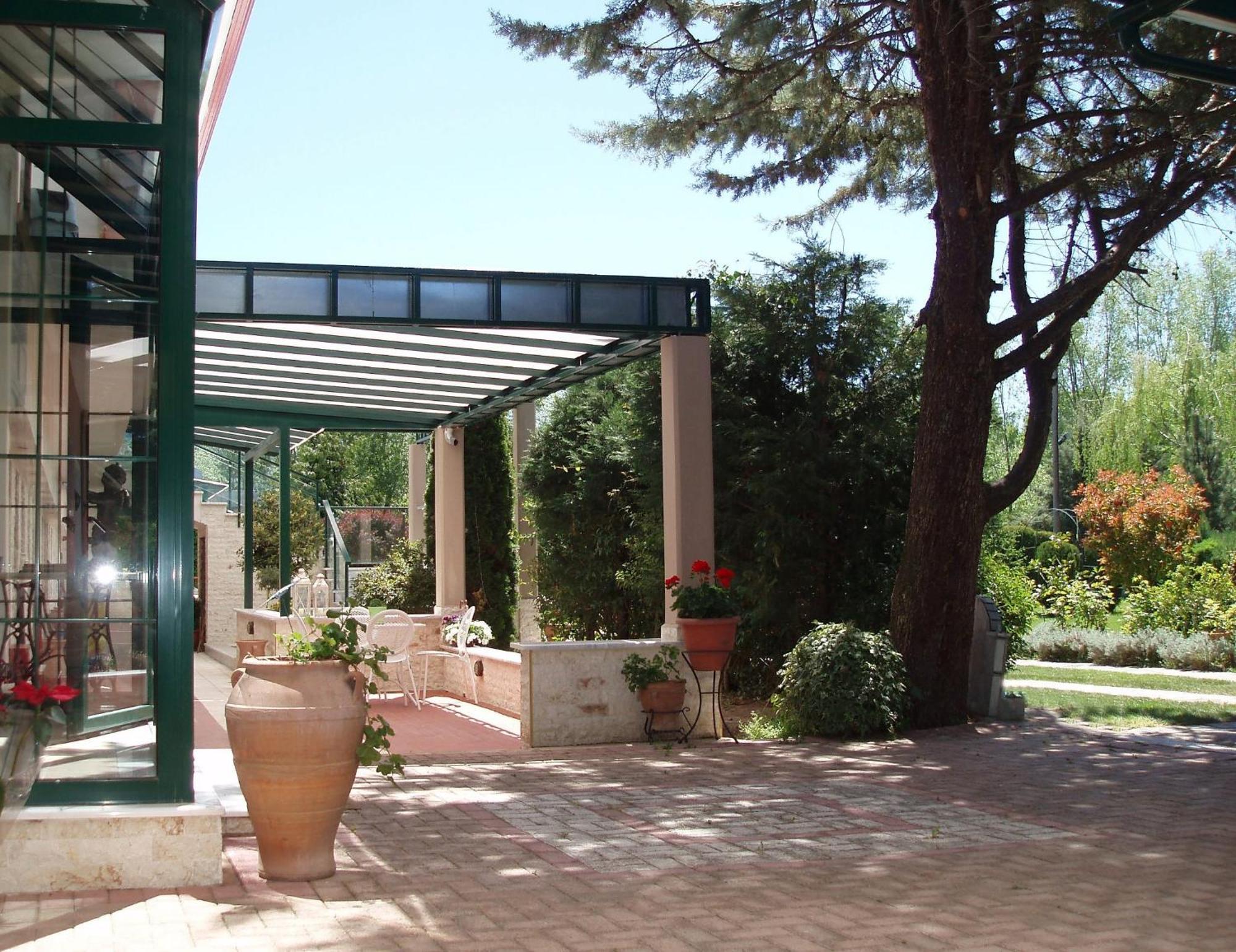 Hotel Galaxy Krepeni Extérieur photo
