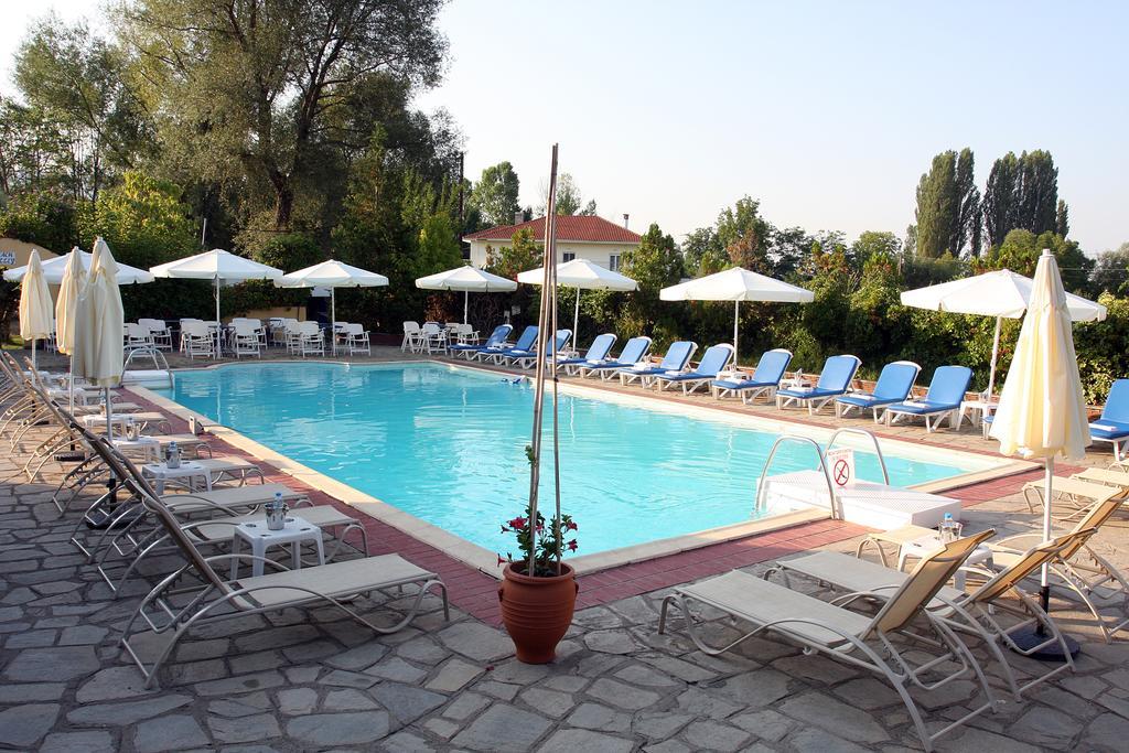 Hotel Galaxy Krepeni Extérieur photo
