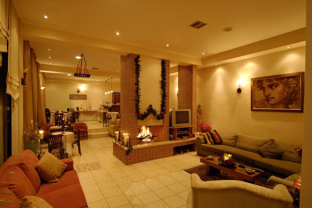 Hotel Galaxy Krepeni Extérieur photo