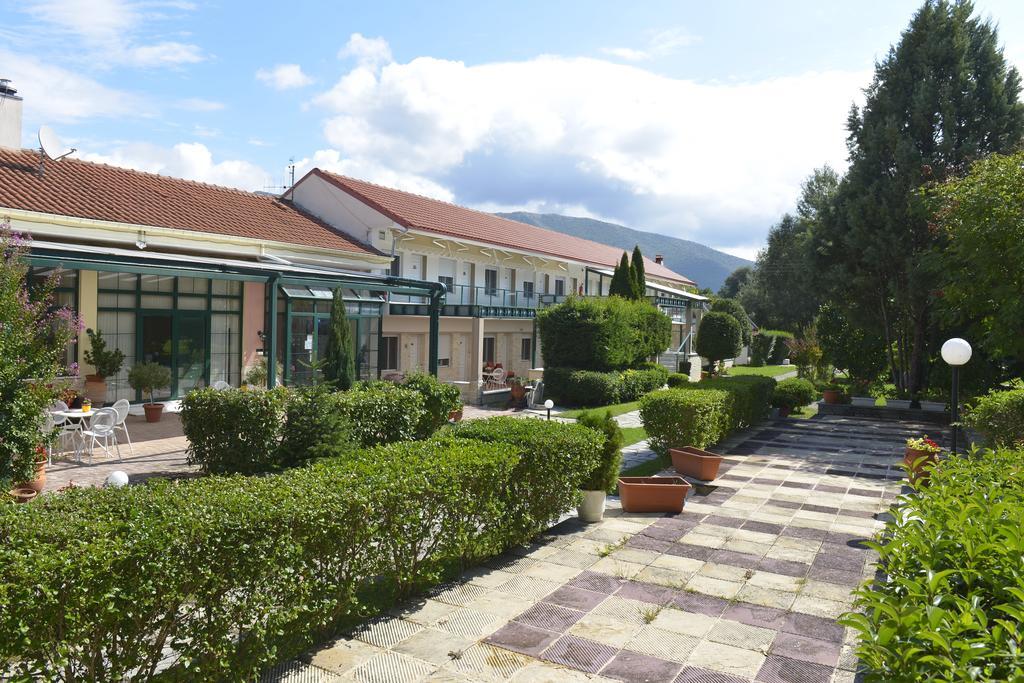 Hotel Galaxy Krepeni Extérieur photo