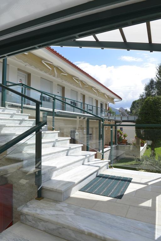 Hotel Galaxy Krepeni Extérieur photo