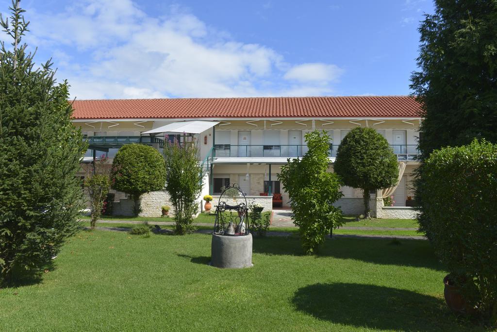 Hotel Galaxy Krepeni Extérieur photo